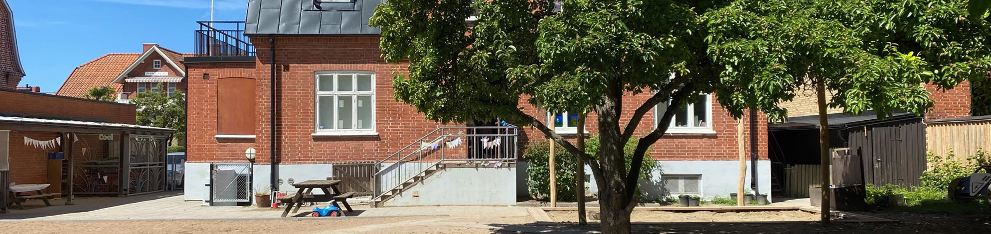 Järavallens förskola ligger i en villa och har två avdelningar.