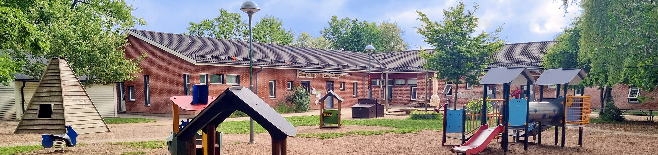 Djupadals förskola och gård.