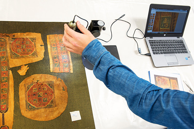 Digitalisering av samlingarna är ett viktigt område på Malmö museum. 